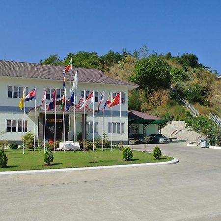Myat Thinzar Hotel Oattara Thiri Kültér fotó