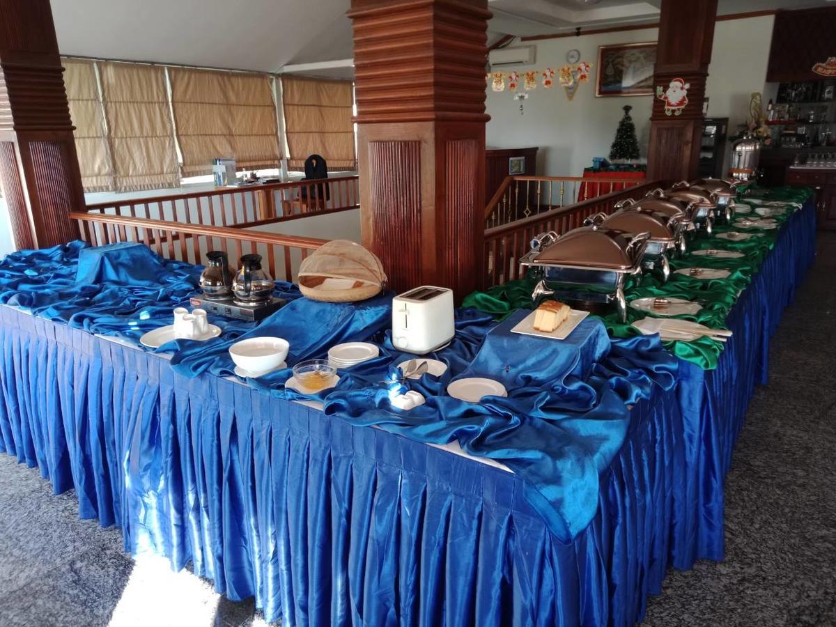 Myat Thinzar Hotel Oattara Thiri Kültér fotó